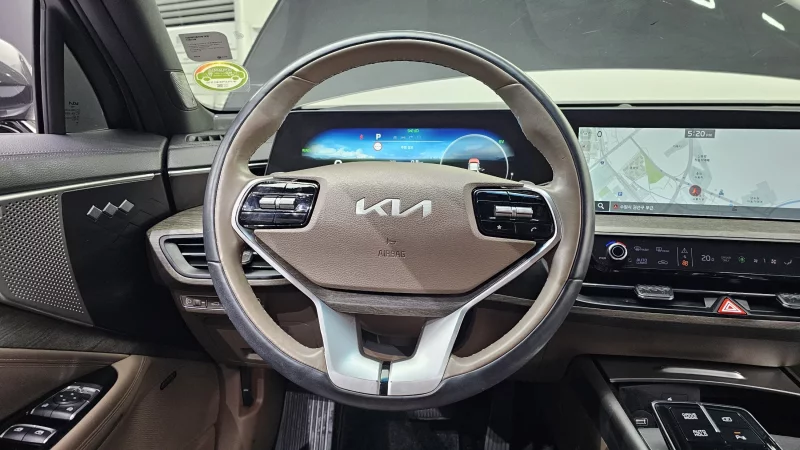 Kia K8