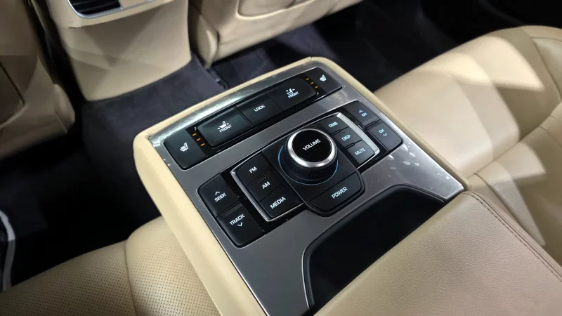 Hyundai Genesis