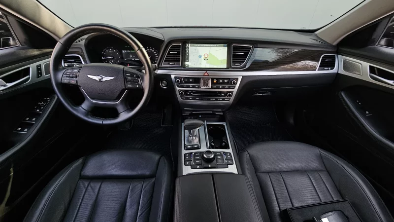 Genesis G80