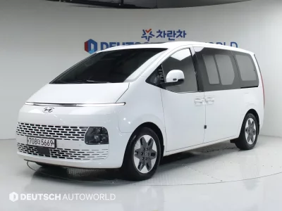 Hyundai Staria