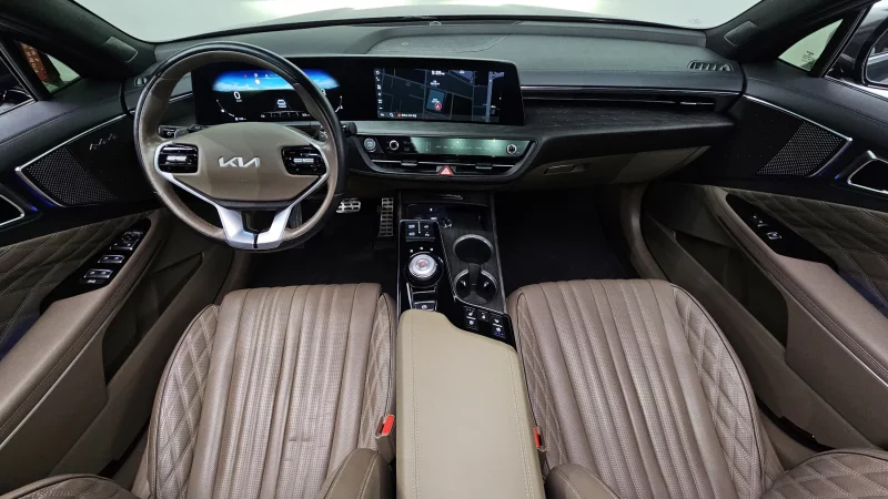 Kia K8