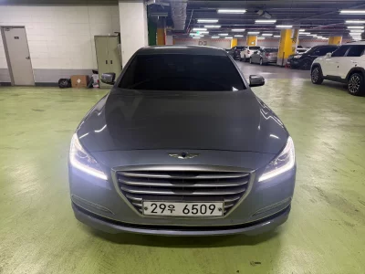 Hyundai Genesis