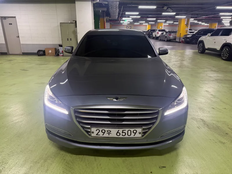 Hyundai Genesis