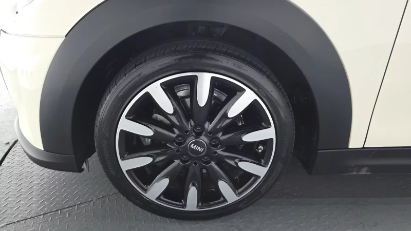 MINI Cooper Convertible