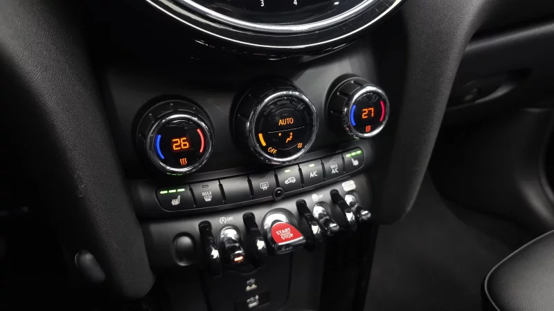 MINI Cooper Convertible