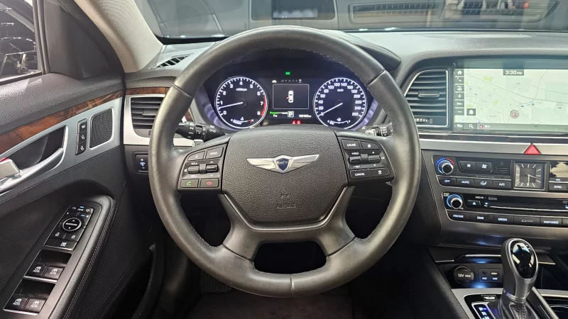 Hyundai Genesis