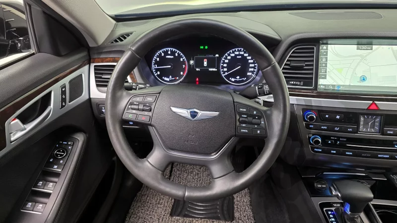 Hyundai Genesis