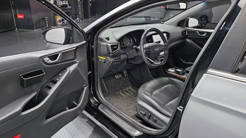 Hyundai Ioniq