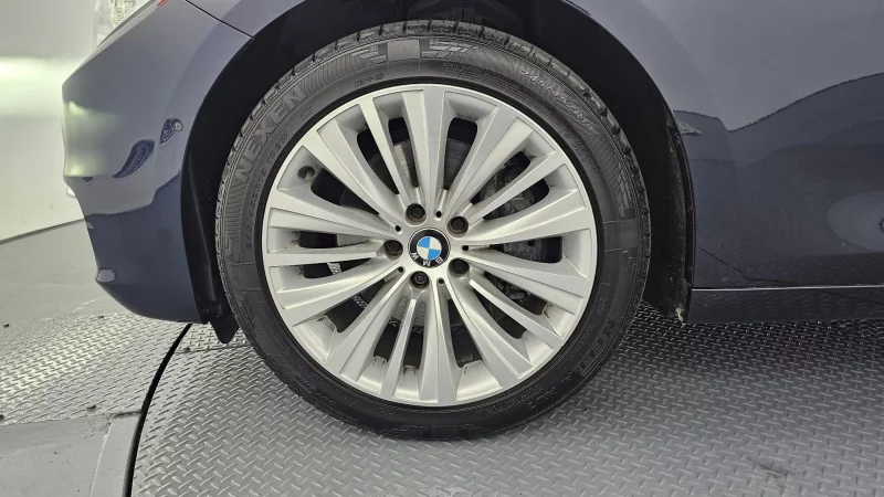 BMW 5-Series Gran Turismo