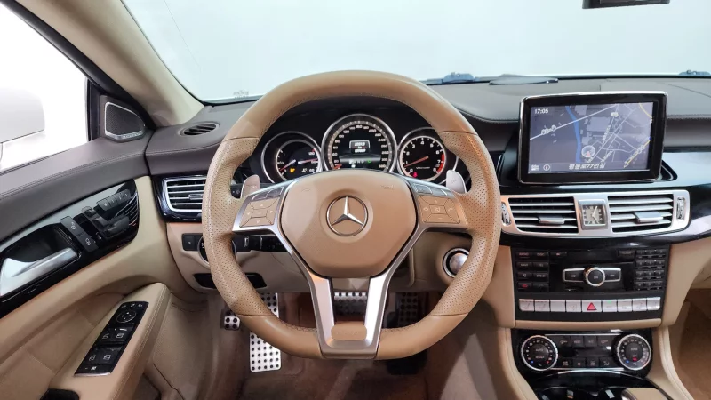 Mercedes-Benz CLS-Class