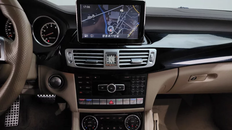 Mercedes-Benz CLS-Class