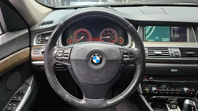 BMW 5-Series Gran Turismo