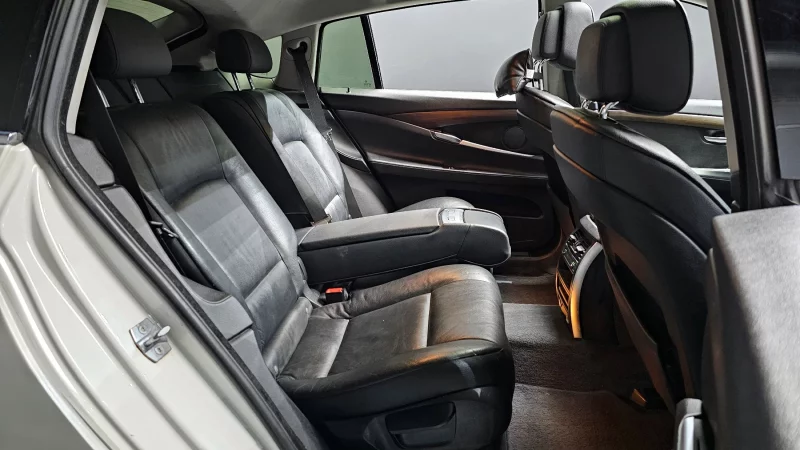 BMW 5-Series Gran Turismo