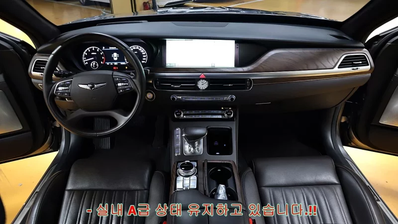 Genesis G90