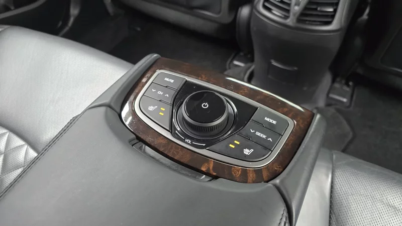 Hyundai Aslan