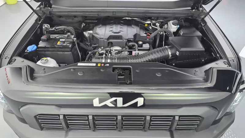 Kia Tasman