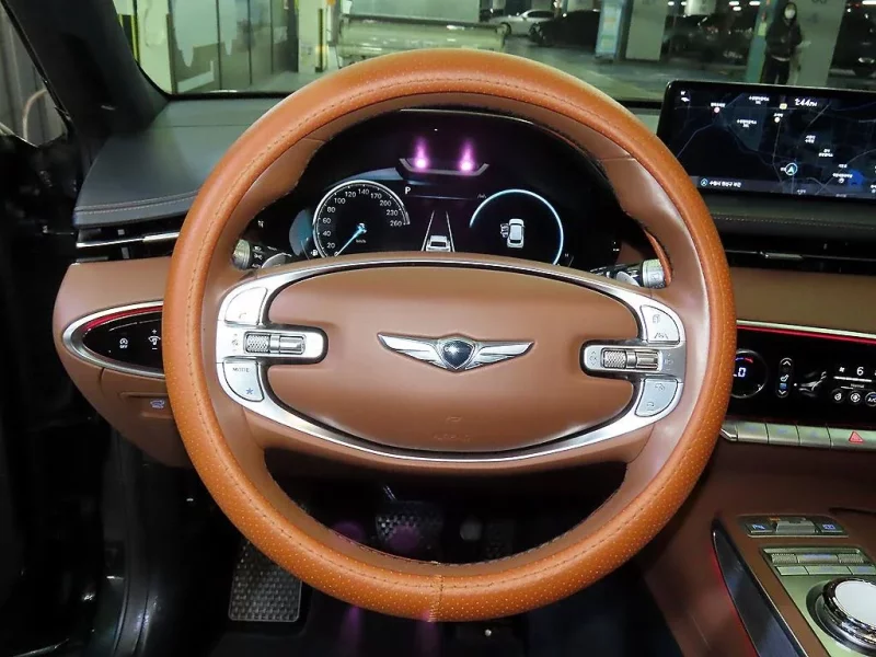 Genesis GV70