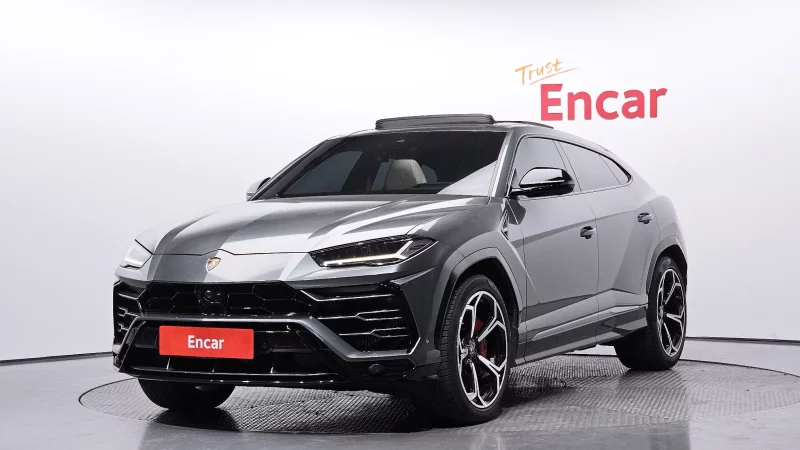 Lamborghini URUS
