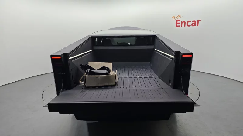 Tesla Cybertruck