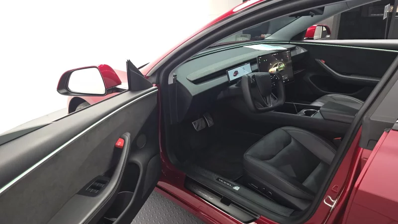 Tesla MODEL 3