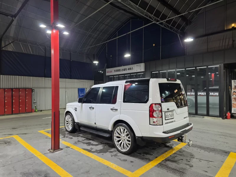 Land Rover DISCOVERY