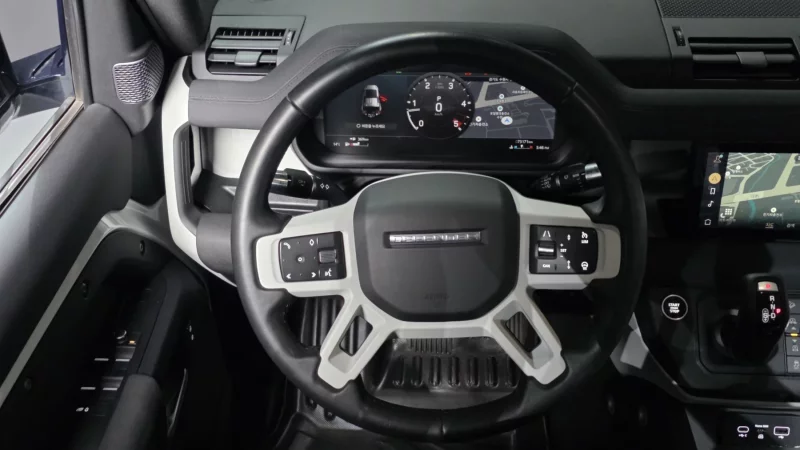 Land Rover DEFENDER