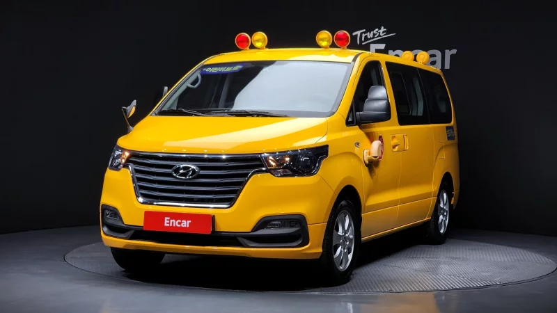 Hyundai Starex