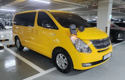 Hyundai Starex