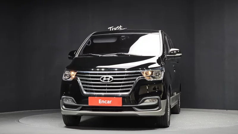 Hyundai Starex