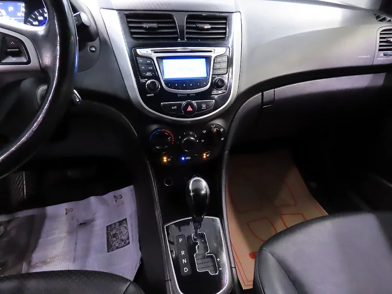 Hyundai Accent