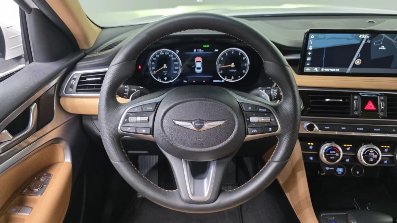 Genesis G70