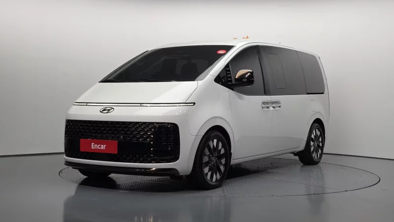 Hyundai Staria