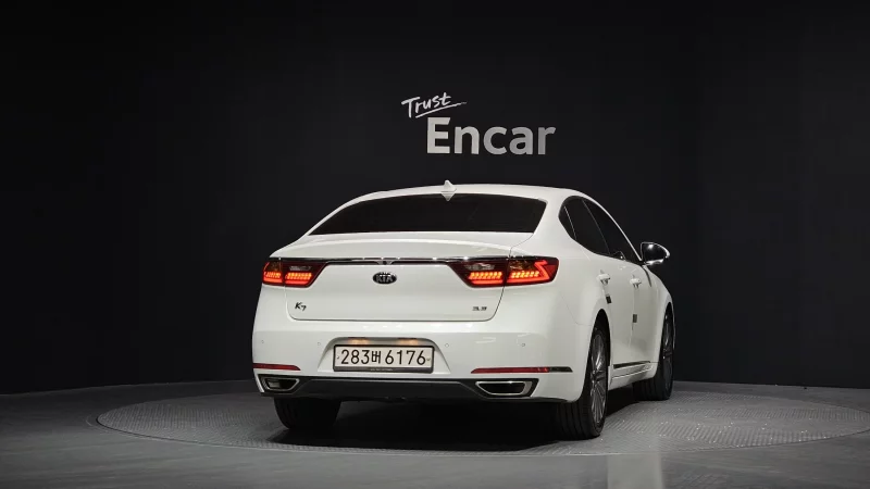 Kia K7