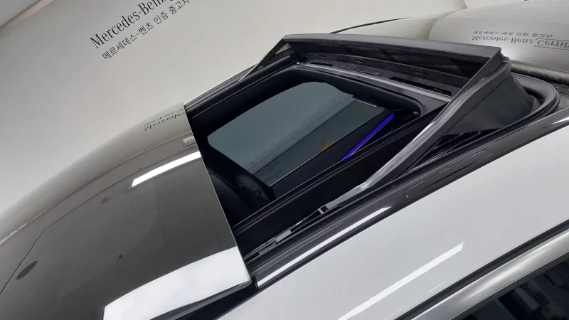 Mercedes-Benz EQS SUV