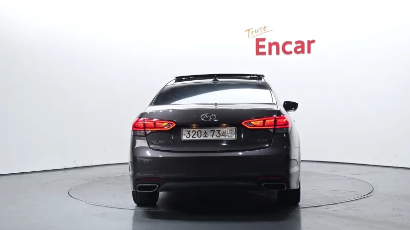 Hyundai Aslan