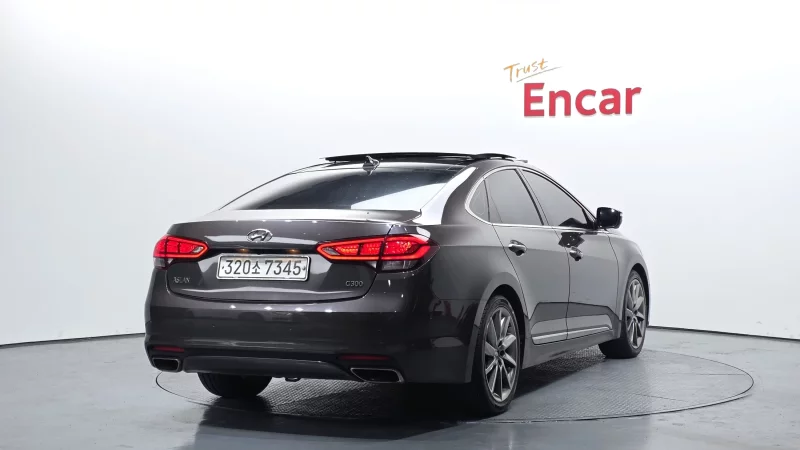 Hyundai Aslan