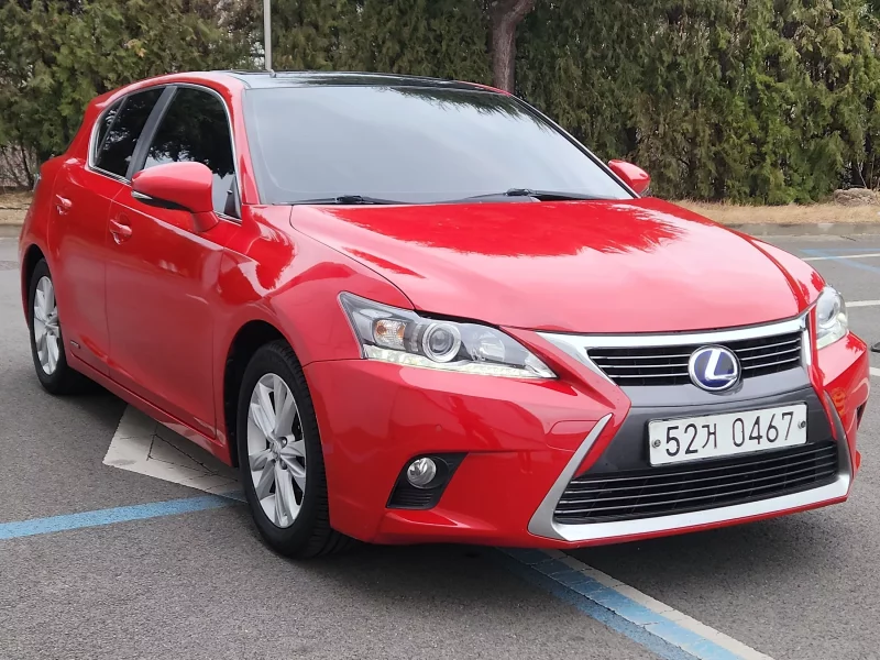 Lexus CT200h