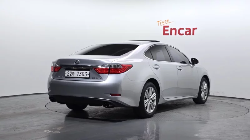 Lexus ES350