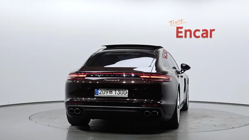 Porsche PANAMERA