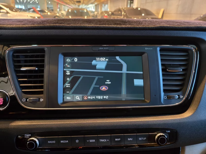 Kia Carnival