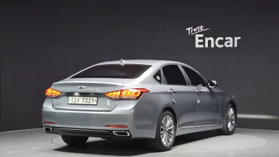 Hyundai Genesis