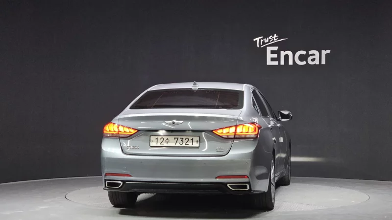 Hyundai Genesis