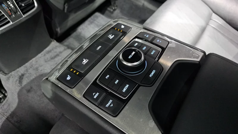 Hyundai Genesis
