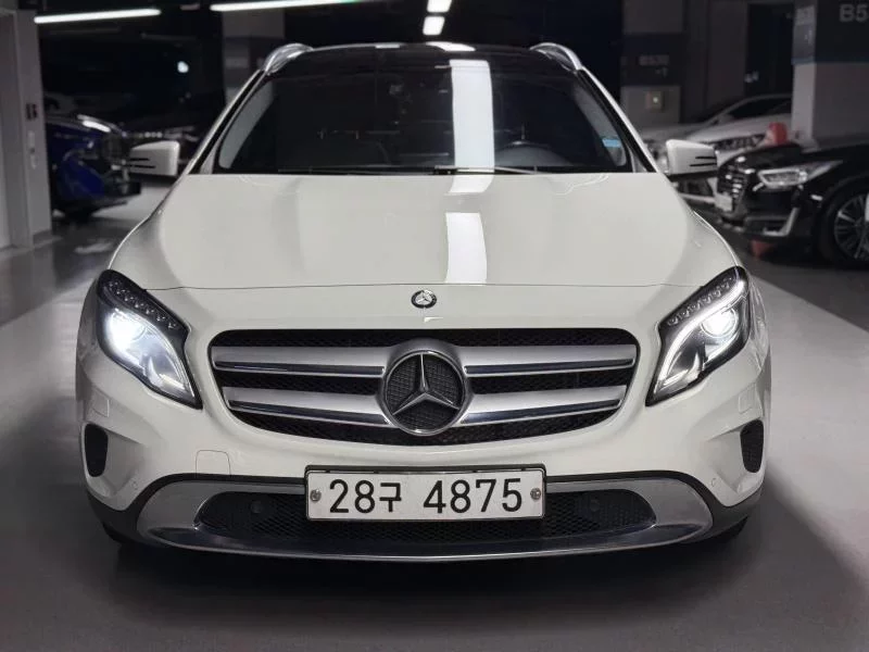 Mercedes-Benz GLA-Class