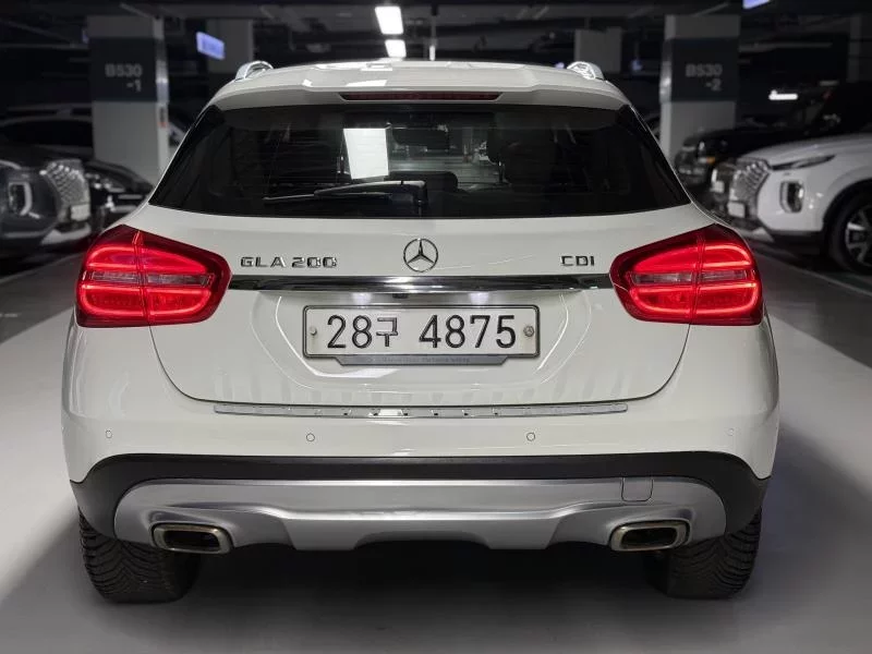 Mercedes-Benz GLA-Class