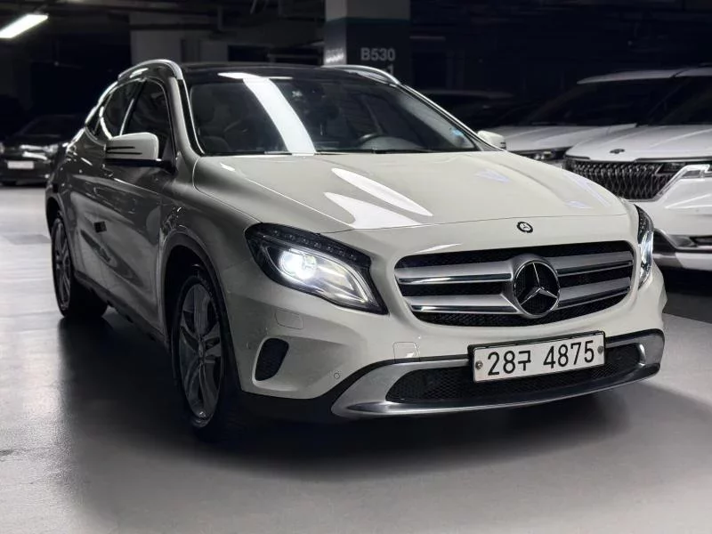 Mercedes-Benz GLA-Class