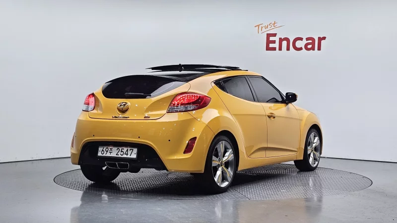 Hyundai Veloster