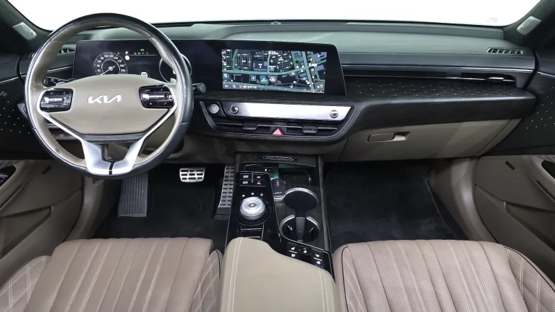 Kia K8