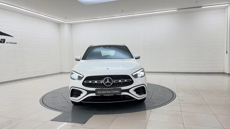 Mercedes-Benz GLA-Class