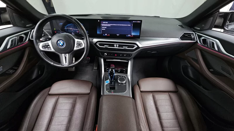 BMW i4